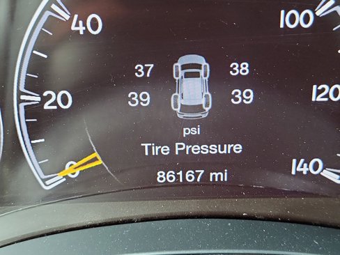 Used 2019 Jeep Grand Cherokee Limited image 10