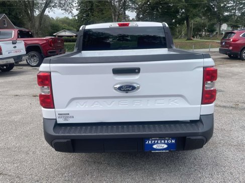 Used 2022 Ford Maverick XL image 4