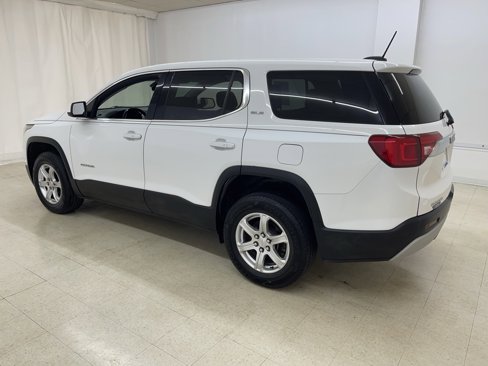 Used 2019 GMC Acadia SLE w/ LPO, Floor Liner Package image 3