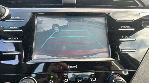 Used 2020 Toyota Camry LE image 15