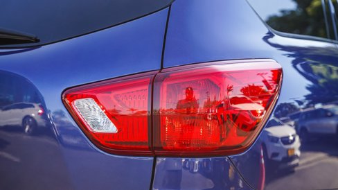 Used 2020 Nissan Pathfinder SV image 8