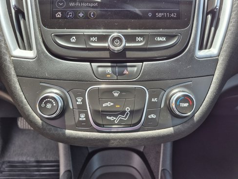 Used 2020 Chevrolet Malibu LS image 15