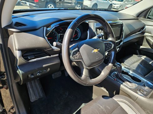 Used 2018 Chevrolet Traverse LT image 23