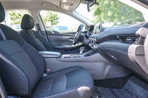Used 2022 Nissan Sentra SV image 18