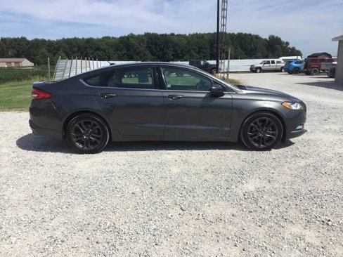 Used 2018 Ford Fusion SE w/ Equipment Group 201A image 2