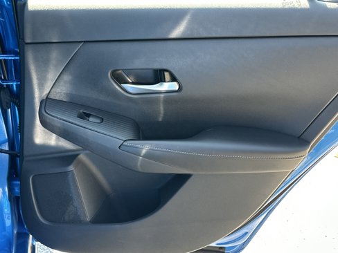 Used 2023 Nissan Sentra SV image 16