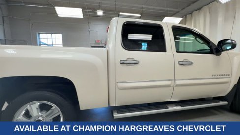Used 2013 Chevrolet Silverado 1500 LTZ w/ LTZ White Diamond Edition image 12