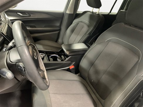 Used 2023 Jeep Grand Cherokee L Laredo image 9