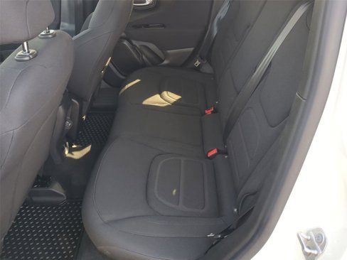 Used 2021 Jeep Renegade Latitude w/ Convenience Group image 14