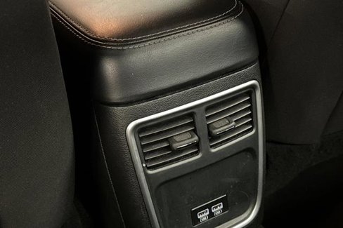 Used 2022 Dodge Charger SXT image 16
