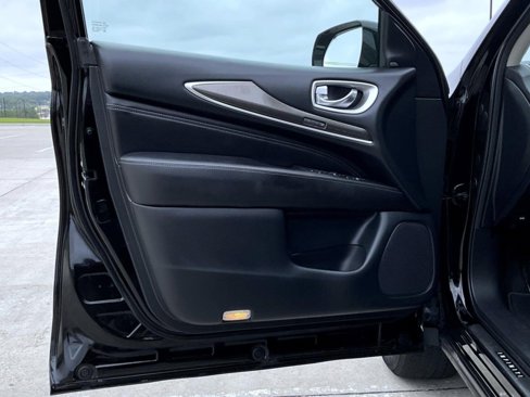 Used 2020 INFINITI QX60 Luxe w/ Essential Package image 9