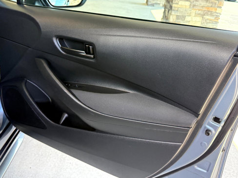Used 2022 Toyota Corolla LE image 14
