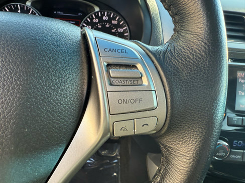 Used 2014 Nissan Altima 2.5 SV image 25