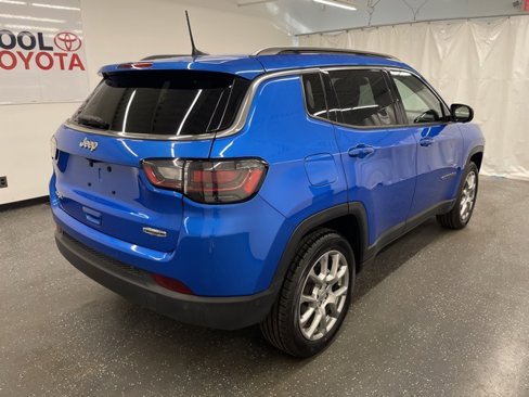 Used 2022 Jeep Compass Latitude w/ Sun and Sound Group image 2