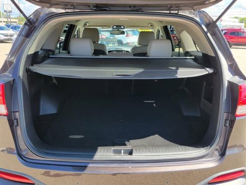Used 2016 Kia Sorento EX image 28
