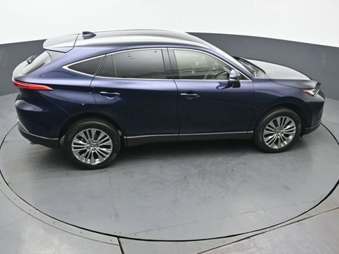 Certified 2022 Toyota Venza XLE image 47