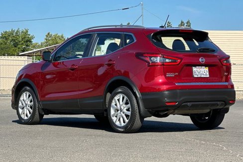 Used 2021 Nissan Rogue Sport SV image 9