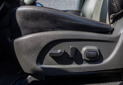 Used 2019 Nissan Pathfinder SL image 27