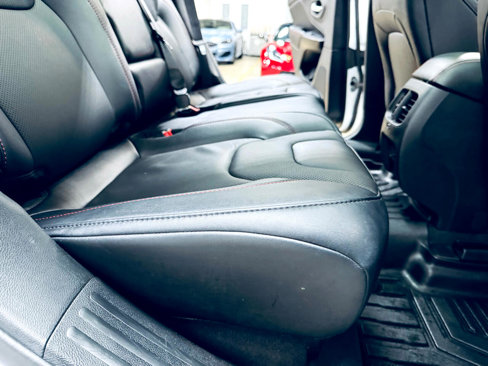 Used 2022 Jeep Cherokee Trailhawk w/ Sun, Sound & Nav Group image 38