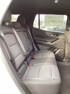 New 2025 Chevrolet Equinox LT image 17