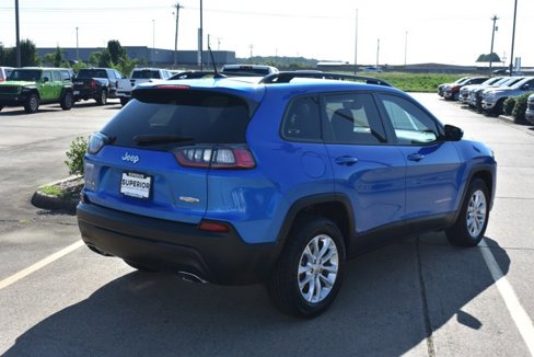 Used 2022 Jeep Cherokee Latitude Lux image 5
