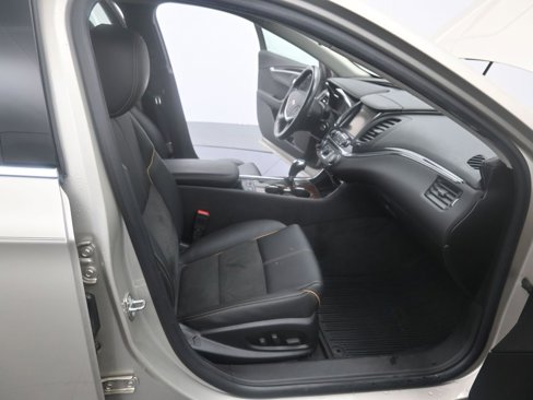 Used 2014 Chevrolet Impala LT w/ Premium Seating Package image 13