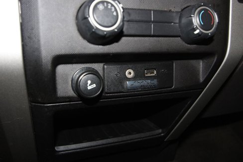 Used 2010 Ford F150 XLT image 14