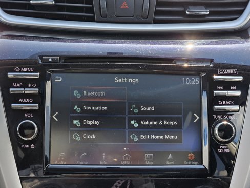 Used 2018 Nissan Murano SV image 24
