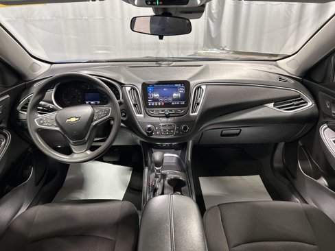 Used 2023 Chevrolet Malibu LT image 21