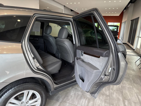 Used 2012 Hyundai Santa Fe SE image 28