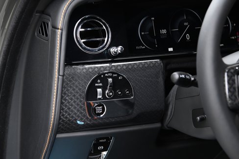 New 2025 Rolls-Royce Cullinan Black Badge image 14