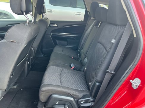 Used 2016 Dodge Journey SXT w/ Comfort/Convenience Group image 10