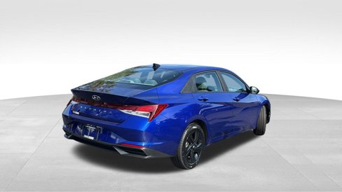 Used 2023 Hyundai Elantra SEL image 7