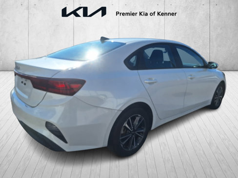 Used 2023 Kia Forte LXS image 4