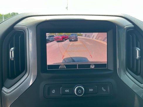 Used 2022 Chevrolet Silverado 1500 Custom image 25