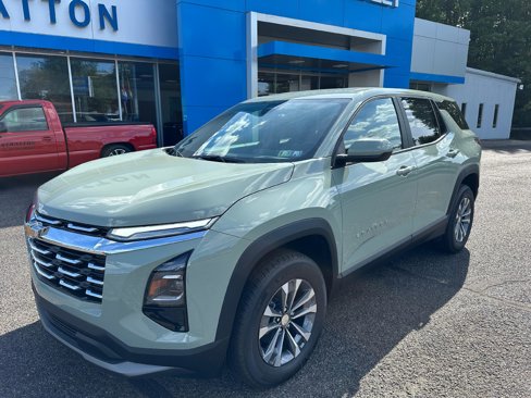New 2026 Chevrolet Equinox LT w/ Convenience Package II image 1