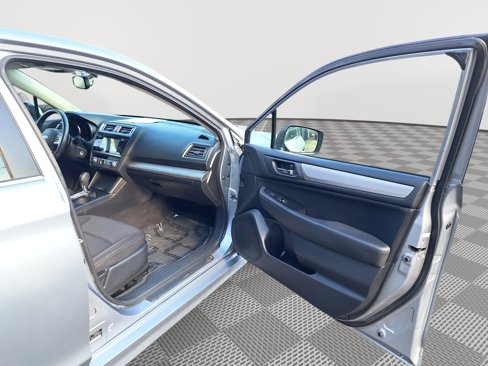 Used 2015 Subaru Legacy 2.5i Premium w/ Moonroof Package image 17