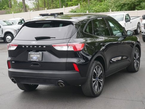 Used 2022 Ford Escape SE w/ SE Sport Appearance Package image 10
