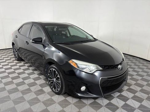 Used 2015 Toyota Corolla S image 1