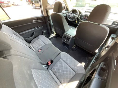 Used 2018 Volkswagen Atlas S image 30