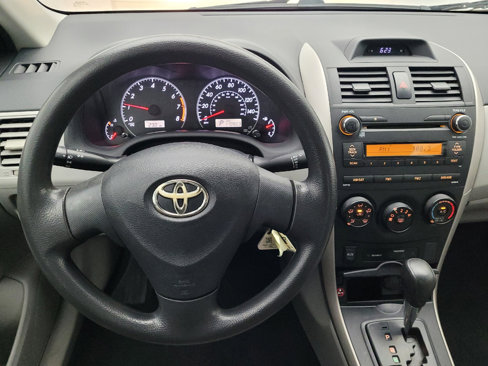Used 2013 Toyota Corolla L image 22