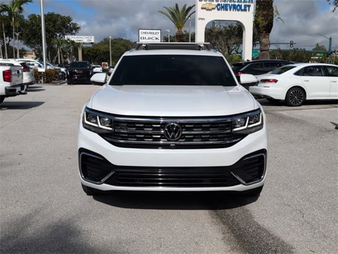 Certified 2023 Volkswagen Atlas Cross Sport SEL Premium R-Line image 3