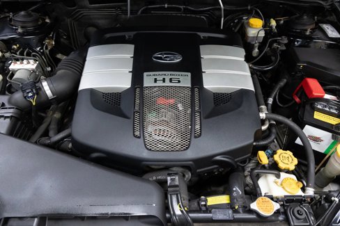 Used 2005 Subaru Outback 3.0R image 6