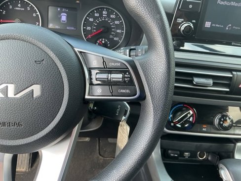 Certified 2023 Kia Seltos LX image 20