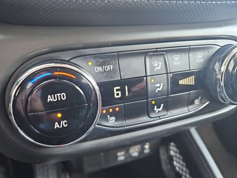 Used 2021 Chevrolet TrailBlazer LT w/ Convenience Package image 9