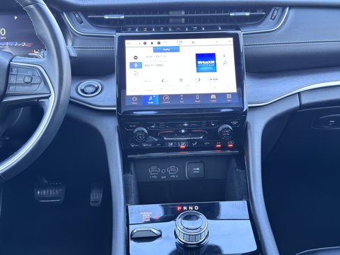 Certified 2022 Jeep Grand Cherokee L Limited image 25