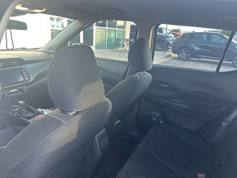 Used 2022 Nissan Kicks SV image 8