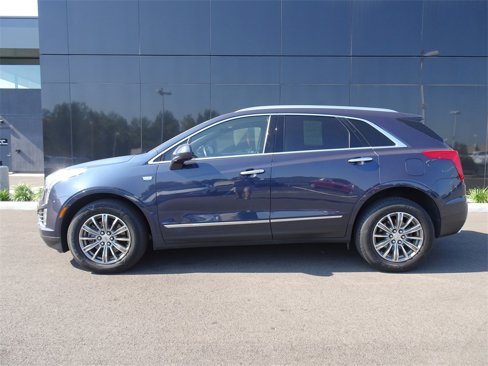 Used 2018 Cadillac XT5 Luxury w/ Driver Awareness Package image 3