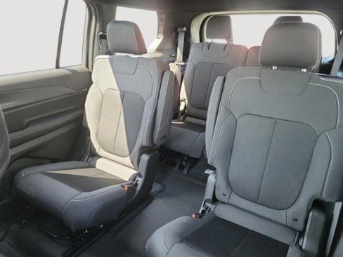 New 2025 Jeep Grand Cherokee L Laredo w/ Luxury Tech Group I image 13