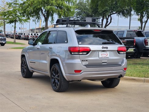 Used 2019 Jeep Grand Cherokee Altitude image 5